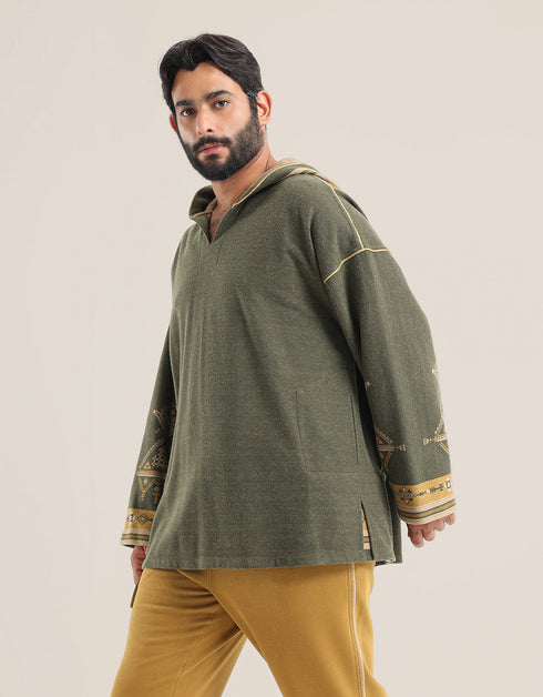 Patterned jacquard hooded sweater with long sleeves and pockets